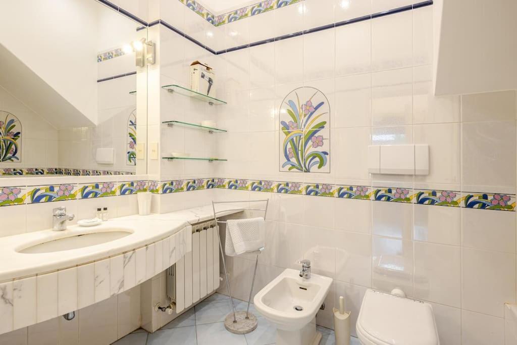 Spaziosa Casa Con Giardino E Dependance Viareggio
